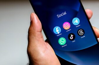 Instagram public accounts with less than 1,000 followers can no longer go live