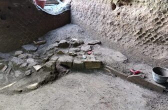 After Mount Vesuvius Demolished Pompeii, People Returned to Live Among the Ruins