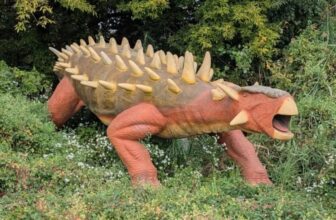 New Jersey Theme Park Puts Animatronic Dinosaurs on Facebook Marketplace as It Shuts Down