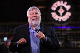 Steve Wozniak, Prince Harry and 800 others want a ban on AI ‘superintelligence’